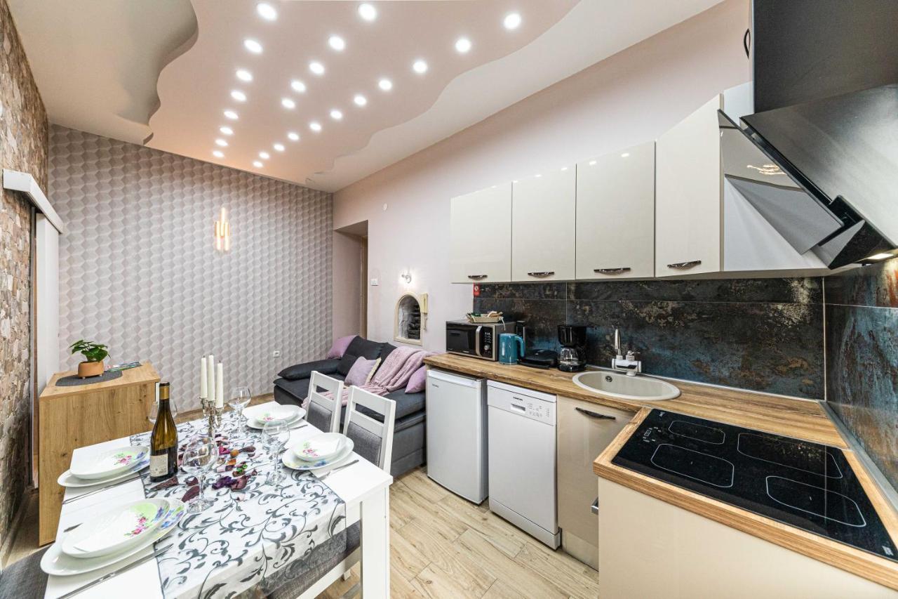 Apartments Keka Kaštela Zewnętrze zdjęcie