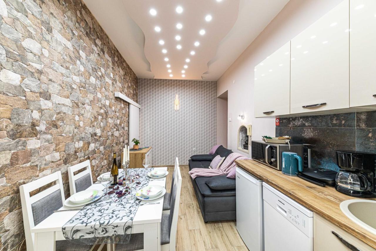 Apartments Keka Kaštela Zewnętrze zdjęcie