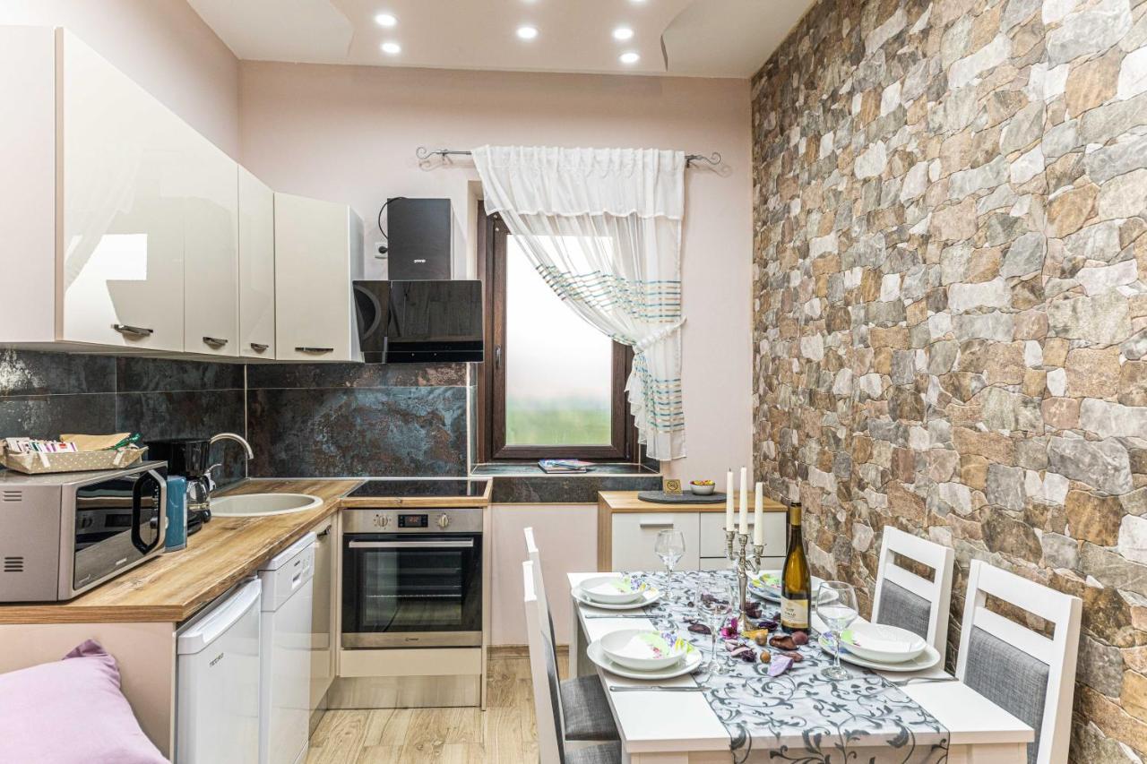 Apartments Keka Kaštela Zewnętrze zdjęcie